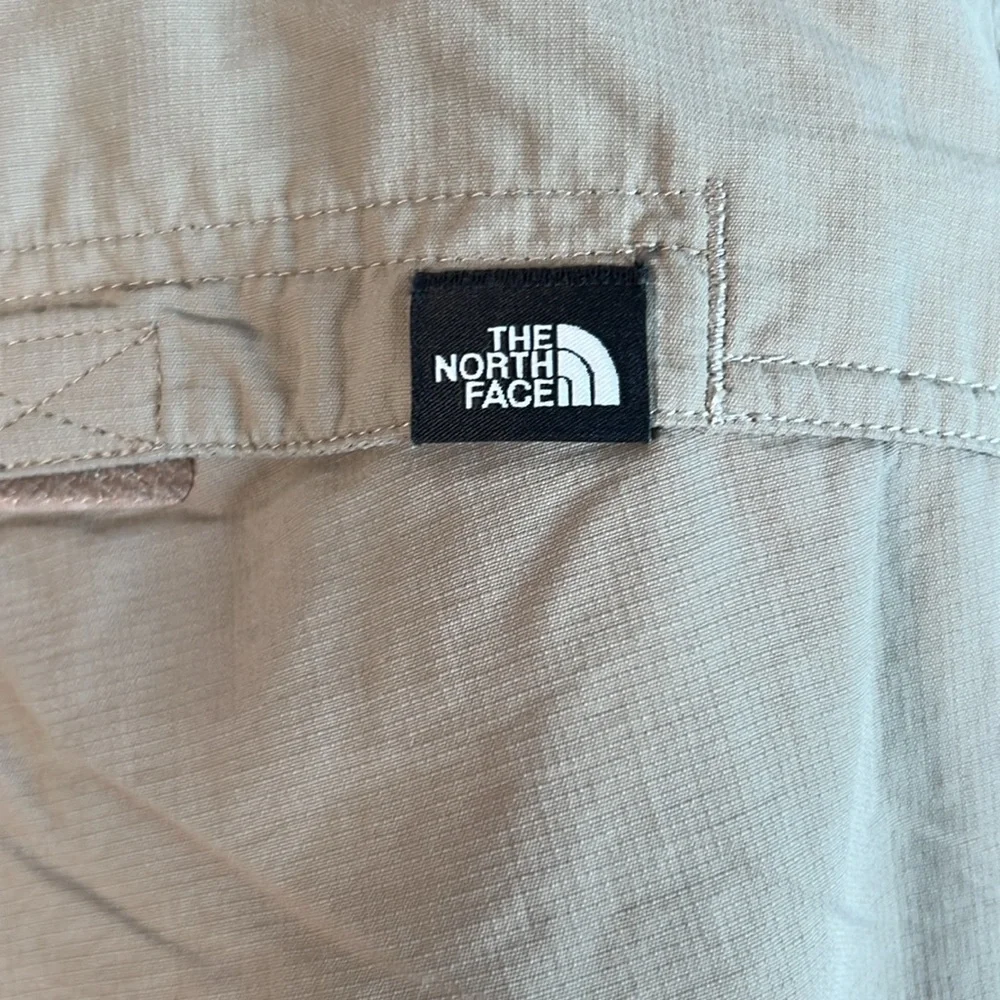 The North Face Men’s‎ Horizon Nylon Cargo Utility Hiking Shorts Beige Size 34
